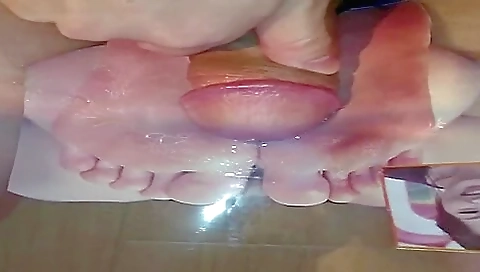 Naughty Amateur Girl Gets Cum On Her Feet In Footjob Porn Scene Naughty Amateur Girl Gets Cum On Her Feet In Footjob Porn Scene
